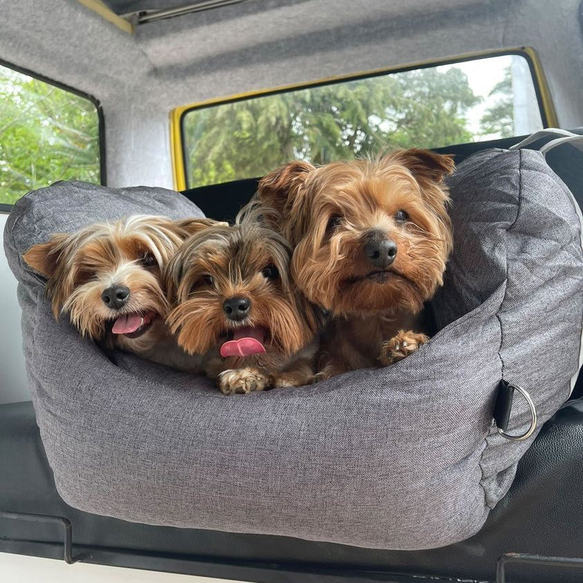 Dog Car Seat Bed – Adjustable Safety Leash & Machine Washable