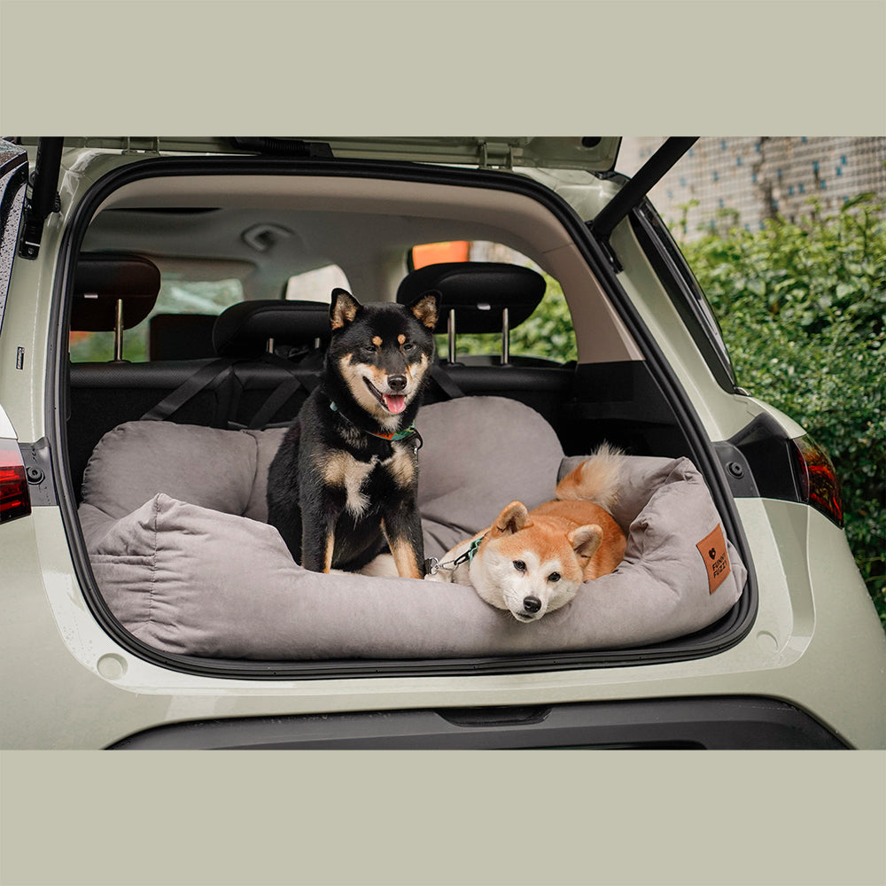 Dog Car Seat for Medium Large Dogs with Safety Harness